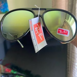 Ray bands